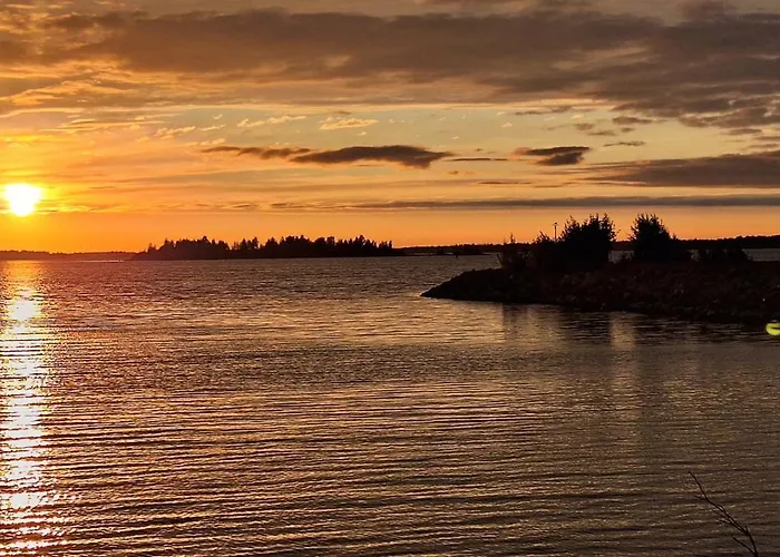 Revontuli House * كيمي